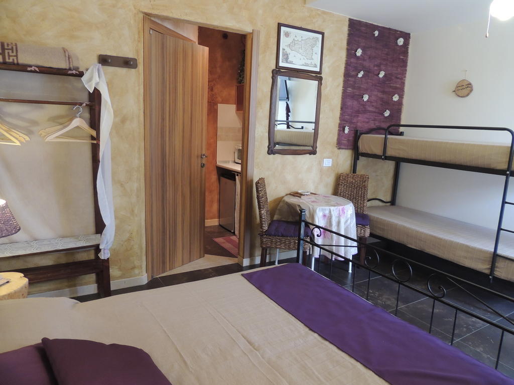 Apartamento Monolocale L'Abbraccio Ragusa Habitación foto